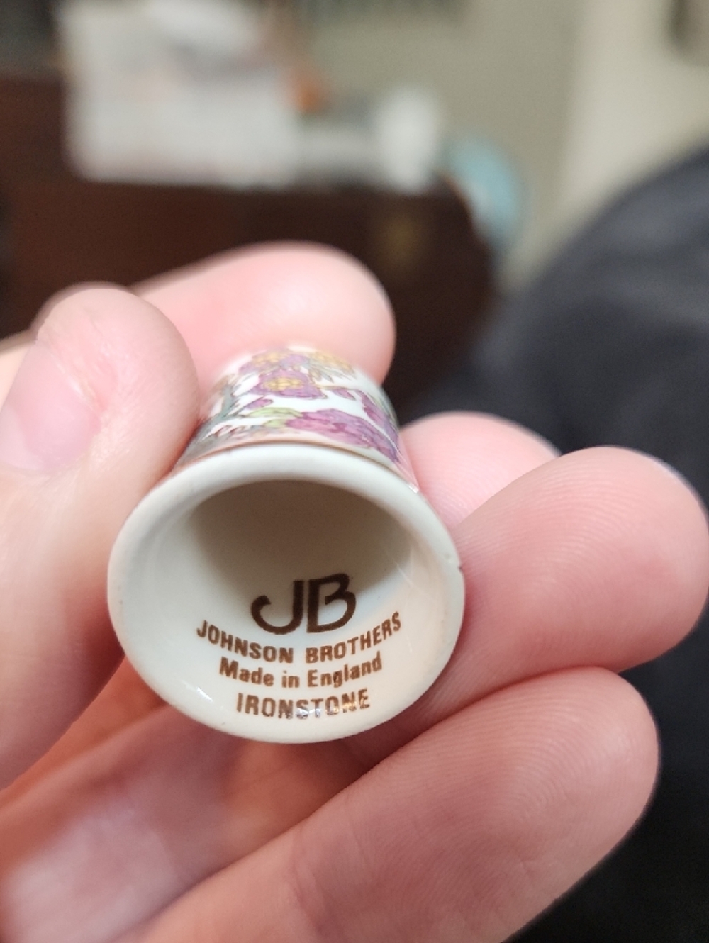 Blue Jasperware Portrait Thimble And Johnson Brothers Ironstone Thimble - Picture 6 of 9